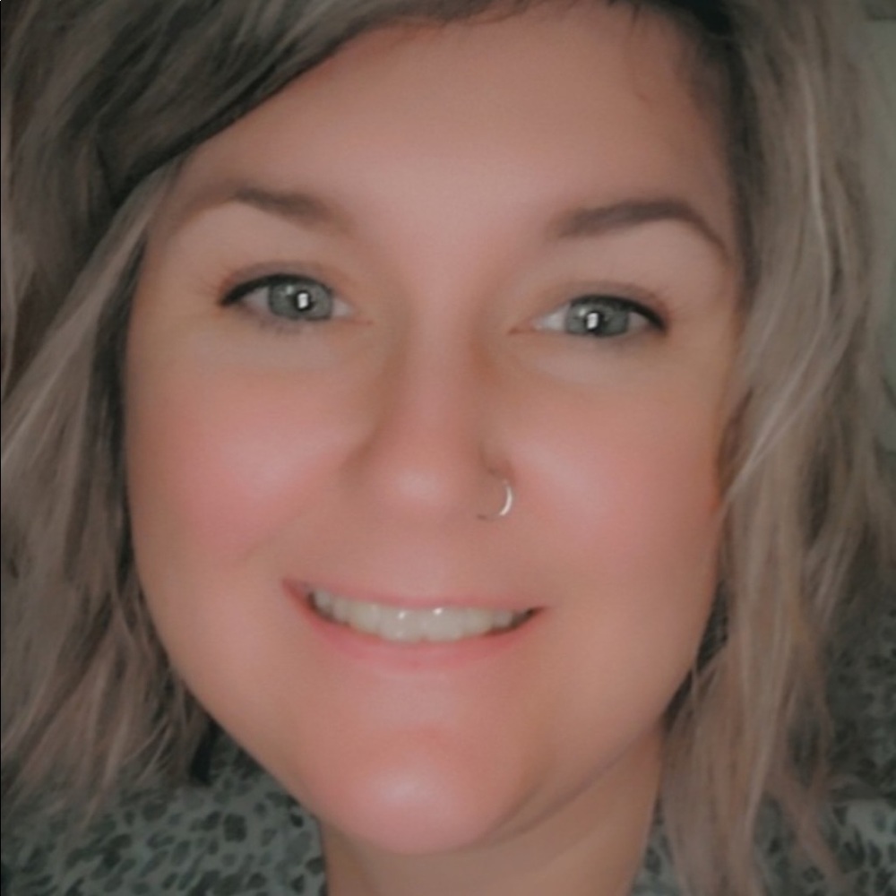 Meet your Posher, Jes